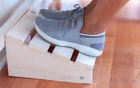 Measure your wooden foot rest from side to side (width). Diy Footrest For Under Desk