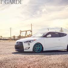Hyundai veloster white is one of the best models produced by the outstanding brand hyundai. Custom 2013 Hyundai Veloster Images Mods Photos Upgrades Carid Com Gallery