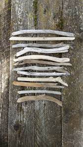 Driftwood Bundle Of Natural Driftwood Sticks Rustic Home Etsy Driftwood Rustic House Nature Decor