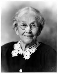 Ida Stover's Instagram, Twitter & Facebook