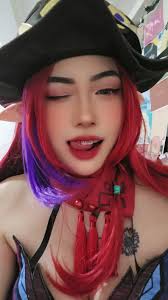 🚨 Attention RF Online Players! 🚨 📣 We are thrilled to announce that  Redsia, the talented cosplayer and livestreamer, is going LIVE tonight as a  Level 1 Cora Race character! 🎮✨ 🌌