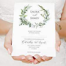 Modern Greenery Wreath Wedding Invitations Green Wreath Etsy In 2020 Green Wedding Invitations Wreath Wedding Invitations Wedding Invitations Uk