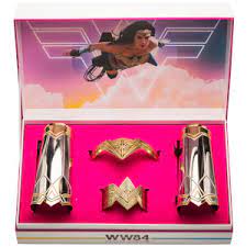 Loose your lasso on these! Dc Comics Wonder Woman 1984 Limited Edition Replica Set Merchandise Zavvi De