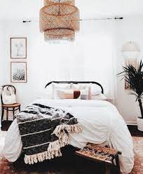 40 Bohemian Minimalist With Urban Outfiters Bedroom Ideas Inspira Spaces Home Decor Bedroom Urban Outfiters Bedroom Bedroom Design
