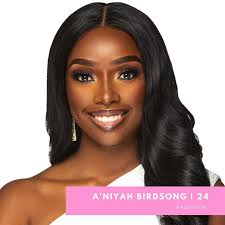 Featuring the first 6 contestants...