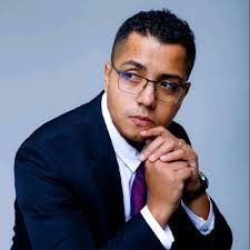 6 Tips to Stand Out as a Sales Management Consultant