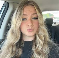 Who can recommend a good hair stylist for blonde hair?