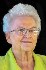 Wanda Loftis's Instagram, Twitter & Facebook