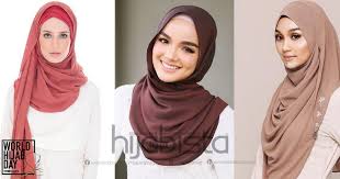 Bagi yang asyik memikir kain mana yang harus dipilih untuk dipakai sebagai tudung, anda tidak lagi perlu memikir panjang untuk membuat eputusan yang sesuai dan tepat semasa membuat pemilihan. Founder Tudung Radiusite Kongsi 4 Tip Mudah Jual Hijab Brand Sendiri