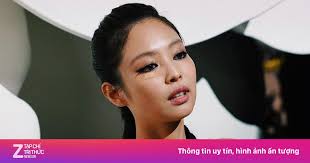 Makeup che vết thương dưới mắt như Jennie Blackpink