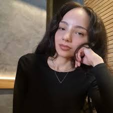 Douglas Bower (@cap_guns_)