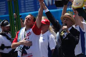 This annual international hot dog eating contest has gained notoriety in the past several years. Gi792ocpqz8gqm