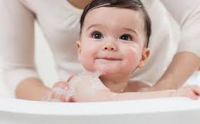 Deluxe baby tubs for bath time support. Transitioning Your Child From A Baby Bath Tub