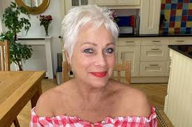 Inside Loose Women star Denise Welch's stylish and creative home she shares  with artist husband