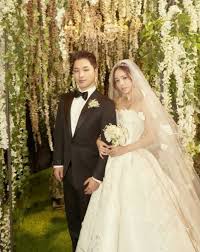 On march 11, 2019 seungri announced that he left the entertainment industry. Min Hyo Rin And Taeyang Expecting Their First Child