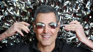 Uri Geller vows to stop Brexit telepathically