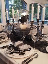 Black And White Halloween Table Decor 31 Chic Black And White Halloween Decor With Images Halloween Table Decorations Halloween Tablescape Halloween Table Settings