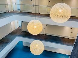 We're a design hotel that doesn't cost the world, so you can see more of it. Das Motel One Amsterdam Im Grossen Check Ist Es Wirklich So Gut