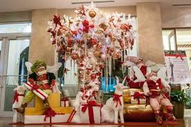 13 Trendy Upside Down Christmas Tree Decor Ideas Mommy On Time
