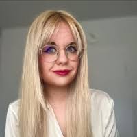 Lea Ruppert's Instagram, Twitter & Facebook