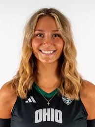 Leah Rogers's Instagram, Twitter & Facebook