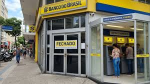 Bancos mudam horário de funcionamento em maio e clientes precisam se programar