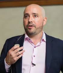 18-19 ESUF annual report56pg_Layout 1