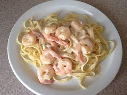 I Love Made And Ate Shrimp Fettuccine Alfredo This Is My Downfall Dish And I Can Eat It For Da Fettuccine Alfredo Recipes Fettuccine Alfredo Shrimp Fettuccine