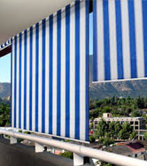 Bunte sonnenschirme und sonnensegel schaffen kühlen auf dem balkon sollten die sonnenschirme gut gesichert sein, damit ein kleiner. The Best Best Sonnenschutz Balkon Selber Machen