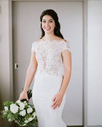 Black And White Traditional Wedding Attire A Modern North Carolina Wedding With A Black And White Color Palette Wedding Dress Inspiration Classic White Dress Wedding Dresses