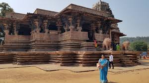 Srinivas goud, panchayat raj minister e. Raghu S Column Ramappa Temple Palampet Telangana State