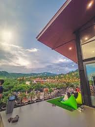 Mau review singkat tapi minum 135 karakter, cuma mau bilang aja tempatnya nyaman harga sesuai sama rasa yang paling penting. Pelangi Lounge Part Of Pelangi Cafe Resto Picture Of Pelangi Cafe Resto Bogor Regency Tripadvisor