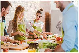 Millions Of People Are Searching Online Every Day To Make Spending Decisions So Get Your Business Liste Cooking Classes Culinary Classes Italian Cooking Class