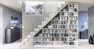 Eine regalwand im minimalistische design ist genau die richtige lösung für das moderne wohnzimmer. Bibliotheken Nach Mass Furs Wohnzimmer Online Planen Deinschrank De