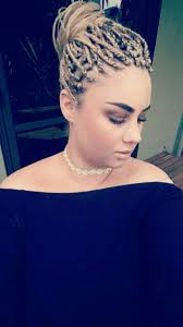 Love love love these crochet braids. Absolutely In Love With My New Box Braids Caucasian Box Braids White Girl Box Braids Box Braids Hairstyles Braids For Short Hair Box Braids Styling