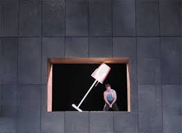 Die hochzeit des figaro ist eine theateraufzeichnung des fernsehens der ddr von walter felsensteins inszenierung der gleichnamigen oper in vier akten von wolfgang amadeus mozart an der komischen oper berlin. Buhnenbild Und Licht Die Hochzeit Des Figaro Buhnenbild Hochzeit Des Figaro Buhnen Design