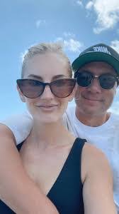 Jessica Crump's Instagram, Twitter & Facebook