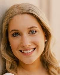 Candi Meyer's Instagram, Twitter & Facebook