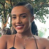 900+ ملفًا شخصيًا يحتوي على “Croney”