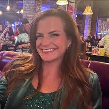 Jill Stender's Instagram, Twitter & Facebook