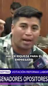 A Gustavo Petro no le bajan el sueldo de presidente si la reforma laboral  se cae. A él no le pagan más o menos si trabaja o no los domingos. Tampoco  pierde