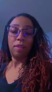 Man Talking about Women Getting Excoted about Pockets