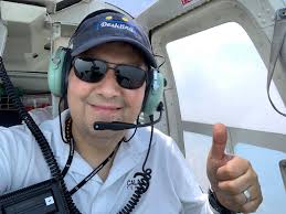 Falleciemiento de Gino Berrios enluta a comunidad latinoamericana  canadiense Gino Berrios fue un nombre importante dentro de las  comunicaciones no sólo al interior de la comunidad latinoamericana  canadiense, sino que en otros