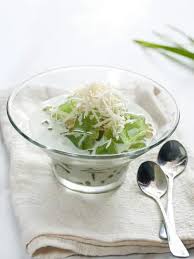 Because of its unique taste and attractive green color, it has captured the eyes and taste buds of every filipino. Cara Membuat Buko Pandan Untuk Berbuka Puasa Lifestyle Fimela Com