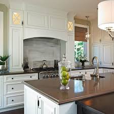 Cuisines Beauregard Armoires De Cuisine Classique En Merisier Et Comptoir Fourni Par Client Kitchen Home Decor Home