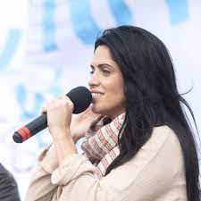 La directora del pami anunció que los afiliados podrán . Luana Volnovich Facebook