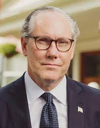 Republican Candidate Challenges Senator Warren