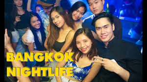 Di sini, di bangkok, kesenangan tidak pernah ketinggalan zaman dan ada banyak tempat menyenangkan dan menarik untuk dikunjungi di malam hari misalnya anda bisa masuk kasino bangkok dan bermain slot88 yang sangat terkenal disan. Dunia Malam Tempat Hiburan Malam Bangkok Bangkok Nightlife Youtube