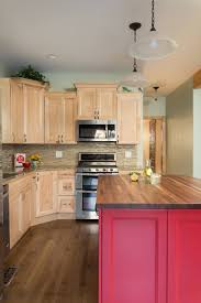 Browse more than 4100 pink icons by category. 75 Beautiful Pink Kitchen With Light Wood Cabinets Pictures Ideas July 2021 Houzz