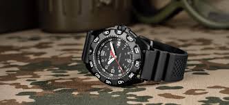 Tornado watch is an announcement by the national oceanic and atmospheric administration (noaa) storm prediction center that weather conditions in a. 20 Best Military And Tactical Watches Updated May 2019